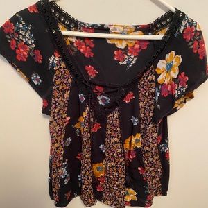 Hollister Top